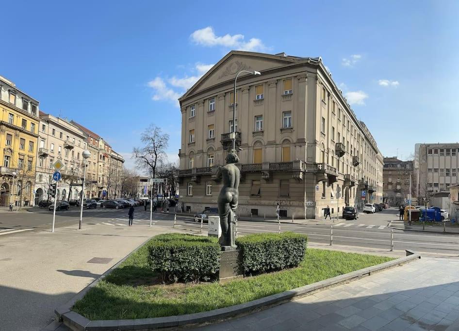 Modern Centrally Located