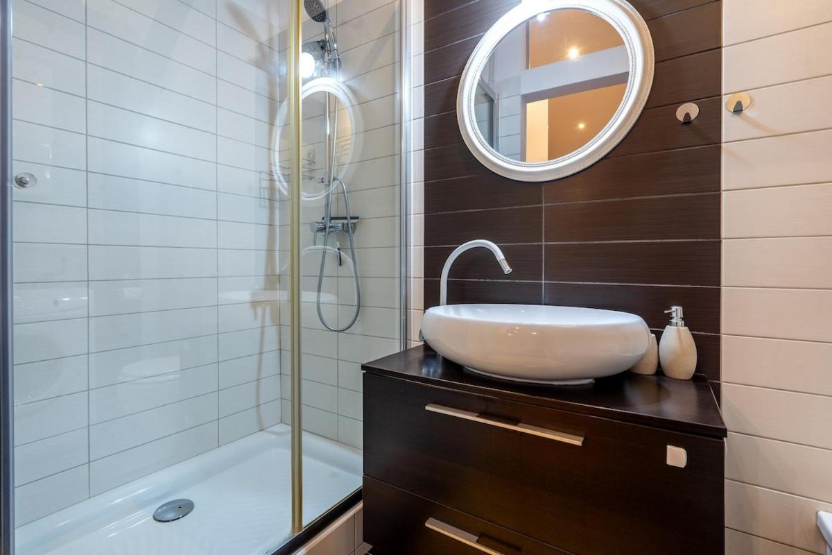 Modern Centrally Located *