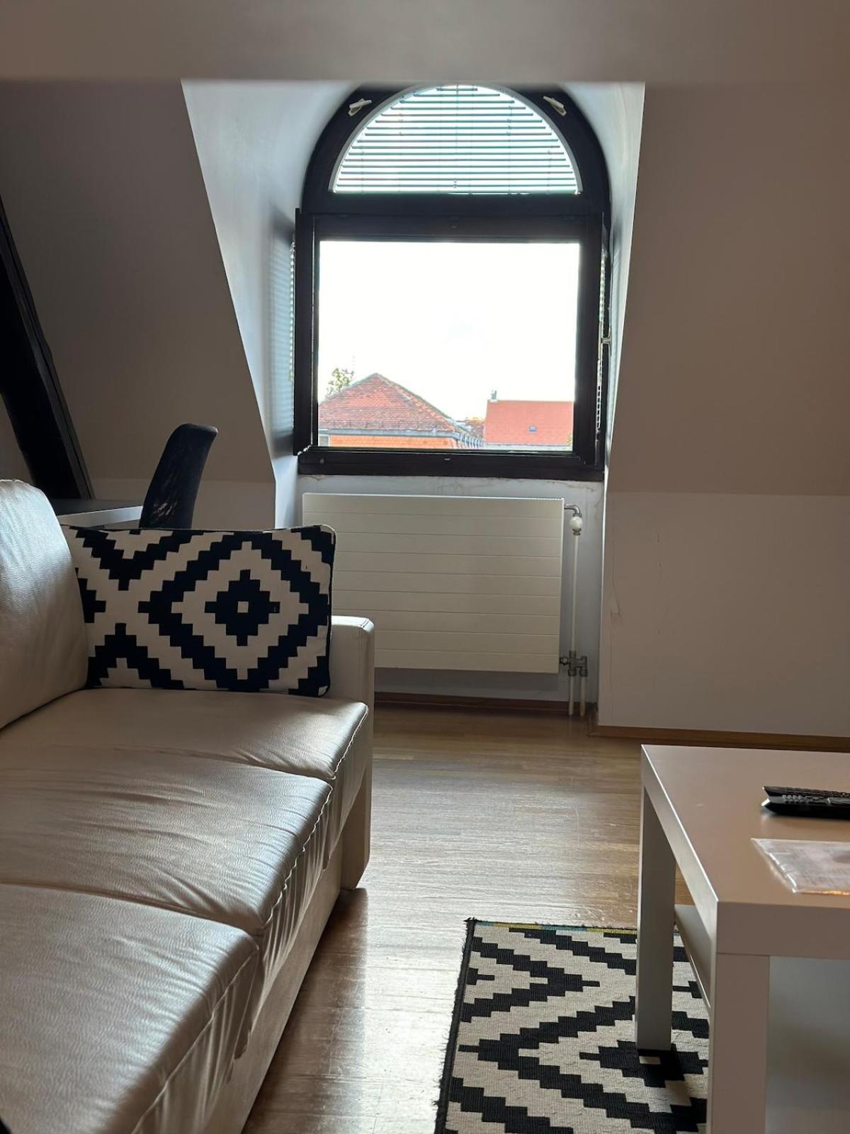 Apartment Modern Centrally Located