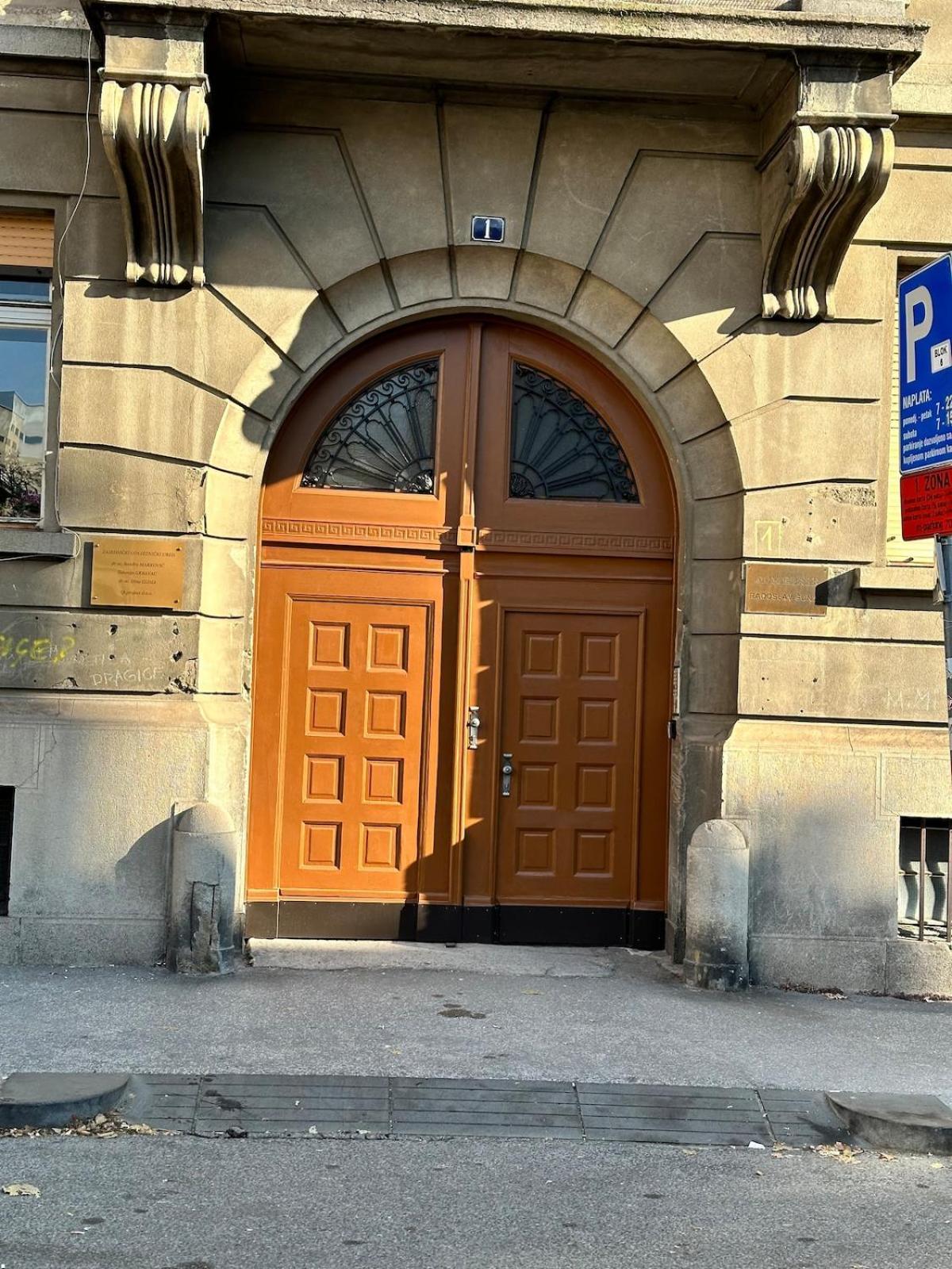 Modern Centrally Located Apartment Zagreb