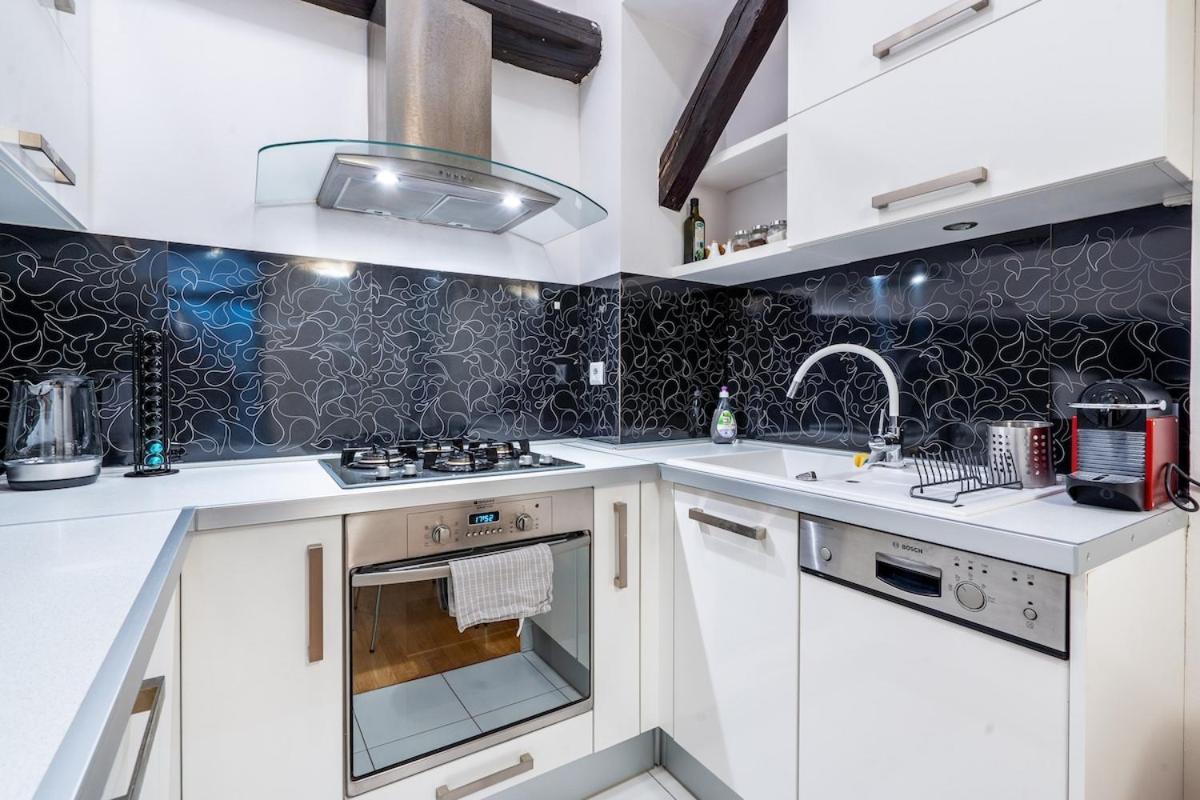 Modern Centrally Located Apartment Zagreb